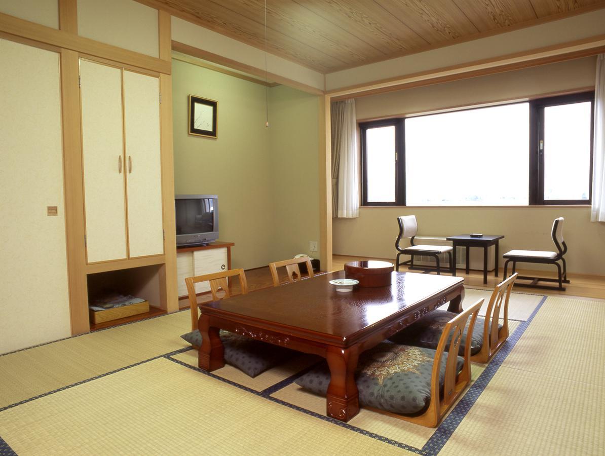 Furano La Terre Hotel Nakafurano Exterior photo